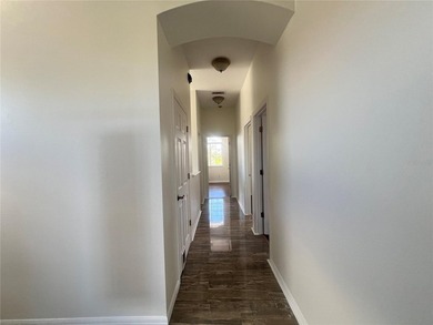 Welcome to Your Florida Dream Home!

Step inside this - photo 8