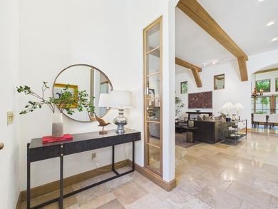 Exceptional Lane Ranch home featuring a 3BR/3BA main residence - photo 4