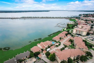 Lake Condo For Sale in Rockwall, Texas