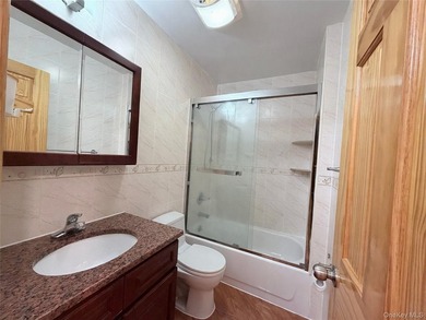 Exquisite Flushing Residence - A Rare Gem! Discover this - photo 11