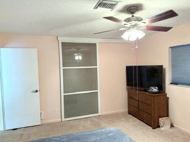 Well maintained end condo in section 2 w/lower monthly condo - photo 12