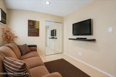 Welcome to this spacious and beautifully maintained two-family - photo 14