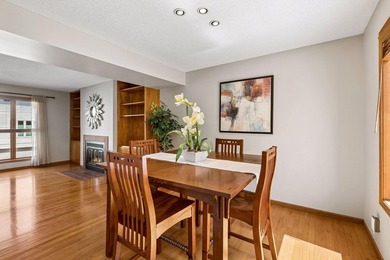 Charming, well-maintained, and truly unique contemporary 3-level - photo 15