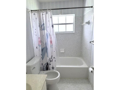 Well maintained end condo in section 2 w/lower monthly condo - photo 17