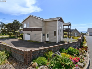Rare coastal opportunity just one house from the beach in - photo 3
