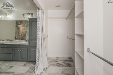 Spacious 3-bedroom, 2-bath home offering over 2,300 sq ft in a - photo 23