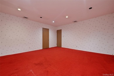 Spacious 4-bedroom, 2 full bath, 2 half bath Colonial offering - photo 28