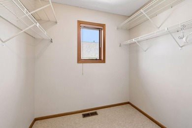 Charming, well-maintained, and truly unique contemporary 3-level - photo 29