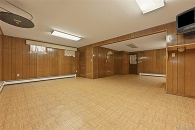 Spacious 4-bedroom, 2 full bath, 2 half bath Colonial offering - photo 32