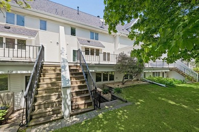 Charming, well-maintained, and truly unique contemporary 3-level - photo 35