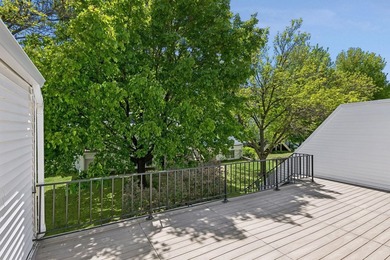 Charming, well-maintained, and truly unique contemporary 3-level - photo 38