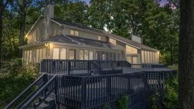 Lake Home For Sale in Buchanan, Tennessee