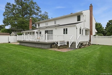 Spacious 4-bedroom, 2 full bath, 2 half bath Colonial offering - photo 43