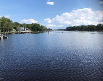 Lake Lot Off Market in New Bern, North Carolina