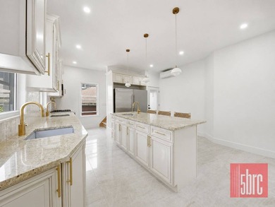 Luxury Victorian Renovated Home in the Heart of Prospect Park - photo 15