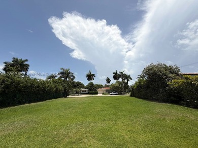 Exceptional opportunity to acquire a 10,000 SF (80' x 125') - photo 20