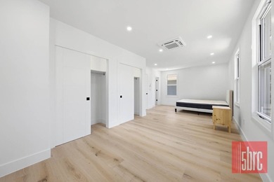 Luxury Victorian Renovated Home in the Heart of Prospect Park - photo 20
