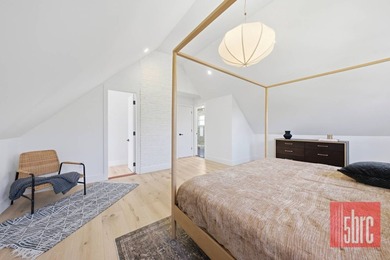 Luxury Victorian Renovated Home in the Heart of Prospect Park - photo 24