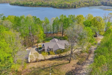 Escape to the tranquility of rural waterfront living! This - photo 4