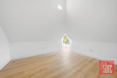 Luxury Victorian Renovated Home in the Heart of Prospect Park - photo 26