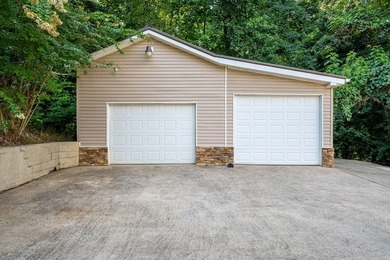 Escape to the tranquility of rural waterfront living! This - photo 9