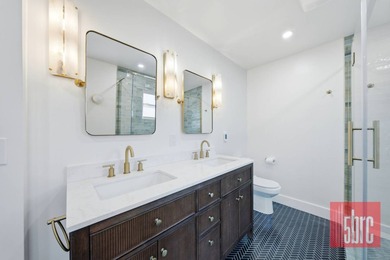Luxury Victorian Renovated Home in the Heart of Prospect Park - photo 39