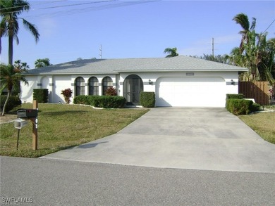 Caloosahatchee River Home For Sale in Cape Coral Florida