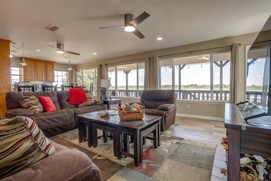**ABSOLUTE FISHERMAN'S PARADISE on Lake Granbury!** SOLICE & - photo 3