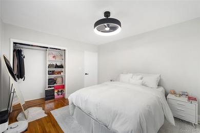 Welcoming 1-bedroom lower located in desirable Beech Hills - photo 12