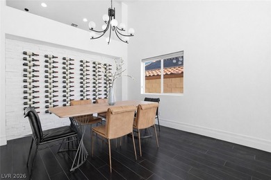 Overlooking a PEACEFUL PARK from a quiet CUL-DE-SAC in Premium