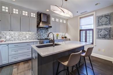 Downtown Luxury! The Sagamore on East features elegant living at - photo 27