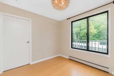 Spacious High-Floor Corner 2-Bedroom, 2-Bathroom Residence For - photo 8
