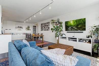 Welcome to 4555 Henry Hudson Pkwy #805 at Briar Oaks, a bright - photo 14