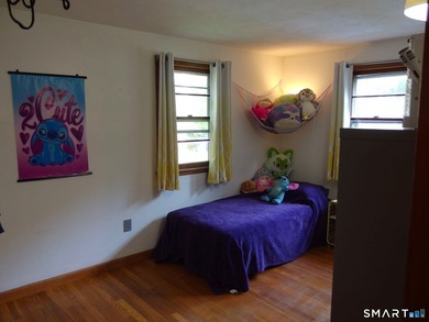 Welcome to 12 Silver dr; this lovely split-level home on a dead - photo 15