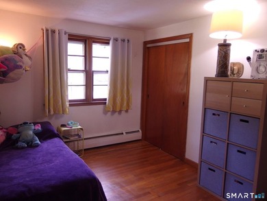 Welcome to 12 Silver dr; this lovely split-level home on a dead - photo 16