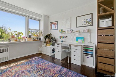 Welcome to 4555 Henry Hudson Pkwy #805 at Briar Oaks, a bright - photo 16