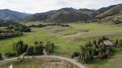 Build your dream home just minutes north or town with Baldy - photo 4