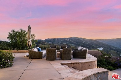 Malibu Sky Ranch. Nearly ten acres of absolute privacy, serenity - photo 2