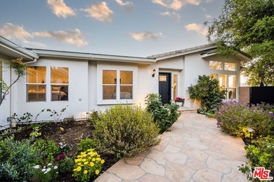 Malibu Sky Ranch. Nearly ten acres of absolute privacy, serenity - photo 5