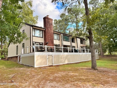 Trent River Home For Sale in New Bern North Carolina