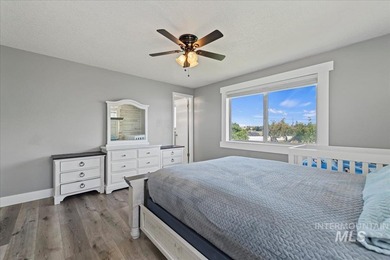 Two separate parcels, one purchase-an opportunity like this - photo 12