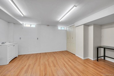 Welcome to this classic, all-brick semi-attached townhouse in - photo 20