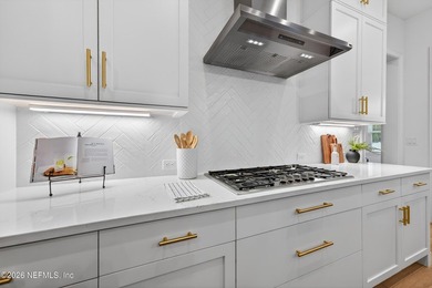 Built by Tidewater Homes, this 4 bedroom, 3 bath home offers 3 - photo 7