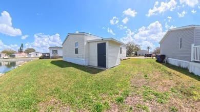 This 2002 double-wide manufactured home offers 3 bedrooms and 2 - photo 7