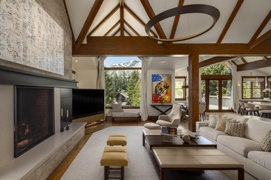Location, Location, Location. ''Knob Hill Masterpiece'' High on - photo 8
