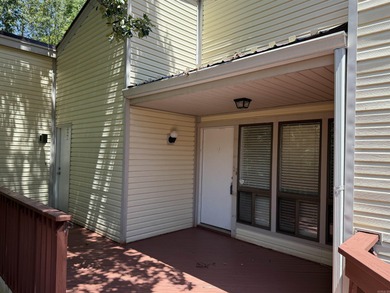 Greers Ferry Lake Condo For Sale in Fairfield Bay Arkansas