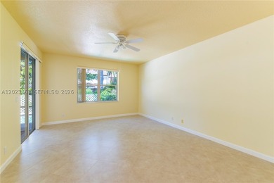 A gem of a house! This elegant & gorgeous 4 bed, 2.5 Bath home - photo 11