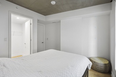 Elegant condo d'une chambre, entierement meuble, situe dans un - photo 18