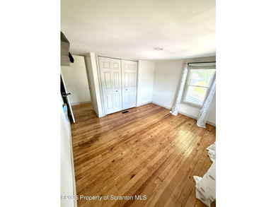 Welcome to 409 Charlotte Avenue! This cozy home located in South - photo 20