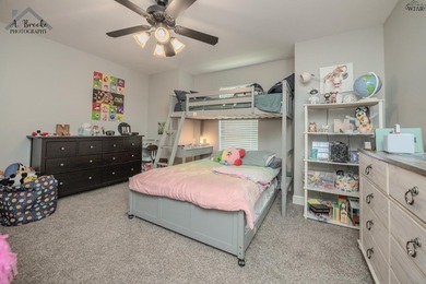 Well-maintained 3-bedroom, 2-bath home in a desirable area of - photo 29